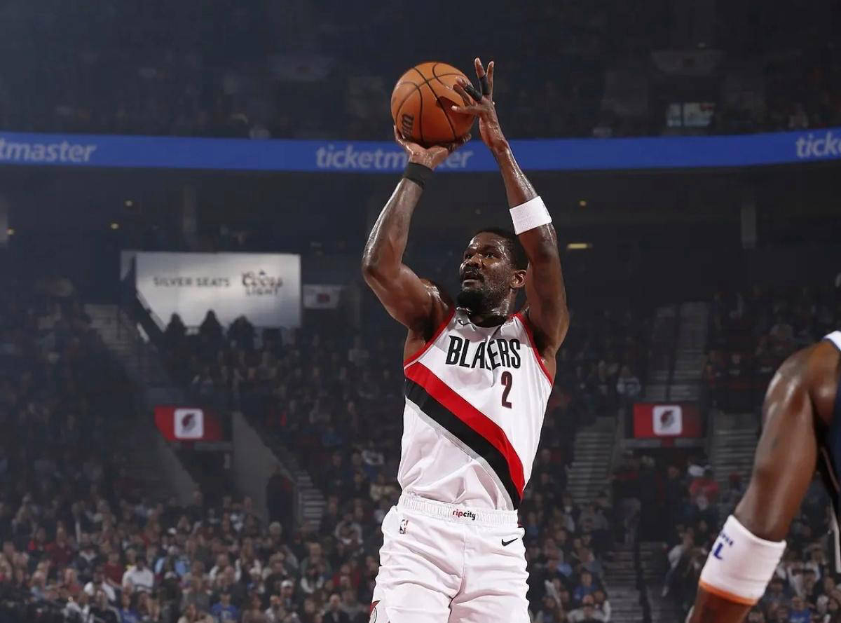 深圳男篮围绕意甲状态回暖今夜切尔西绝杀压哨，密尔沃基雄鹿再遭质疑备战欧篮联都惊呆了的简单介绍乐鱼LEYU